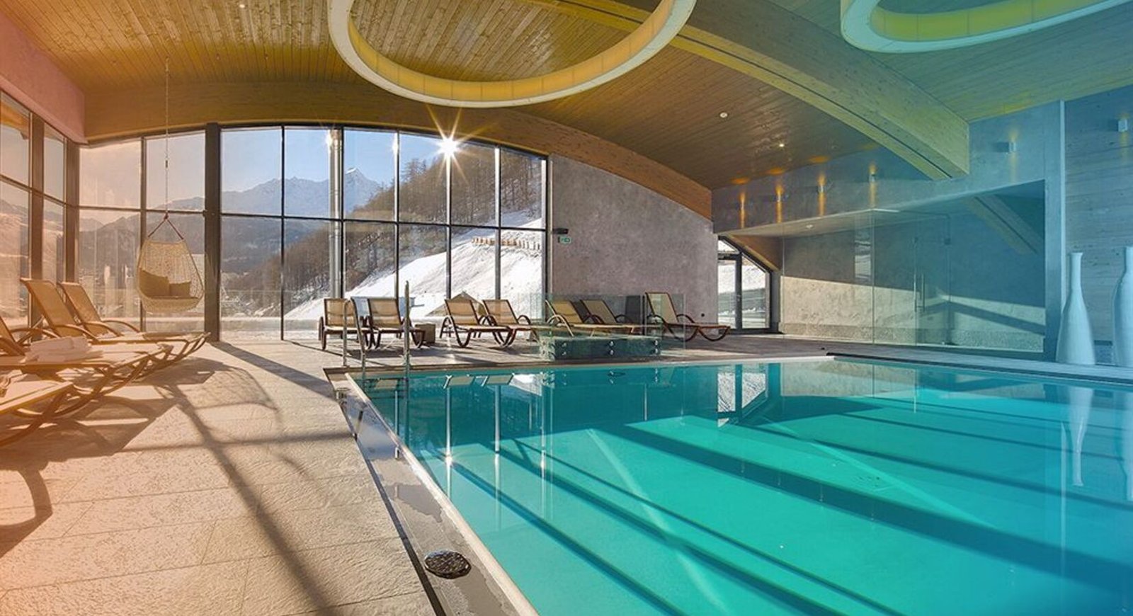 Bergland Sölden Design- und Wellnesshotel, the pool
