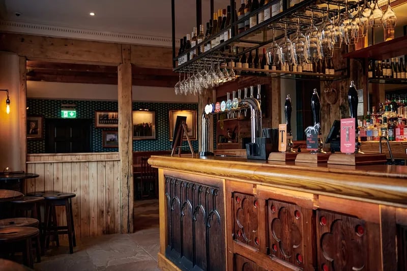 The Hare & Hounds, the pub