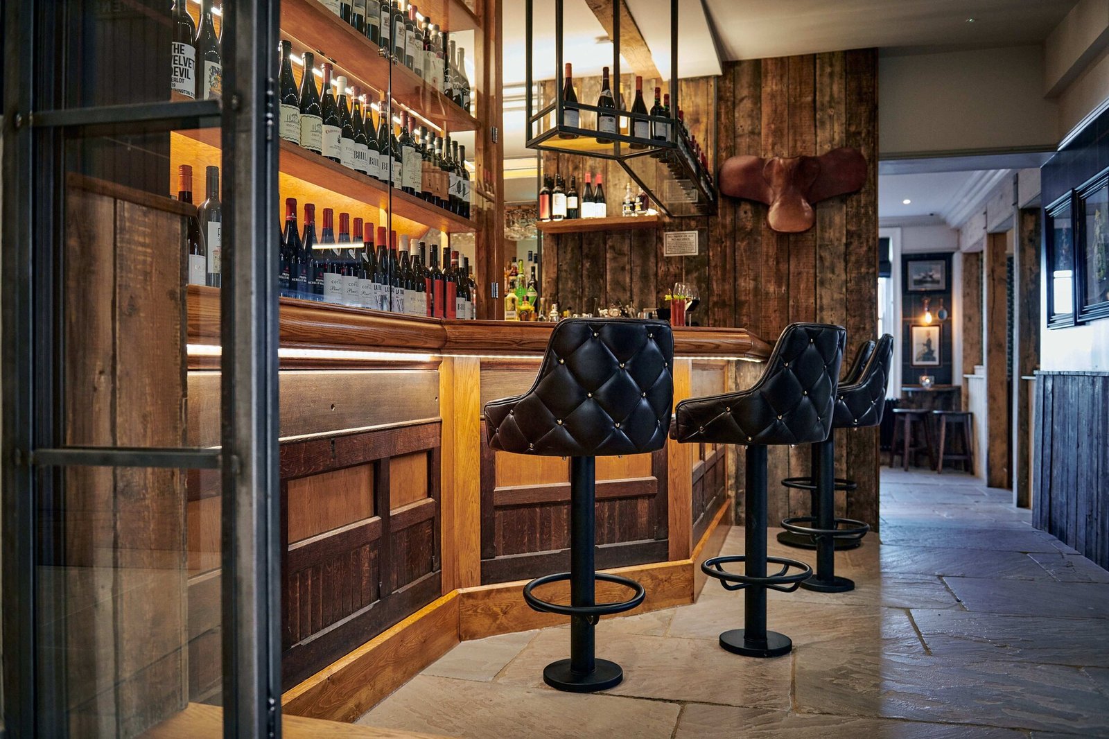 The Hare & Hounds, the pub