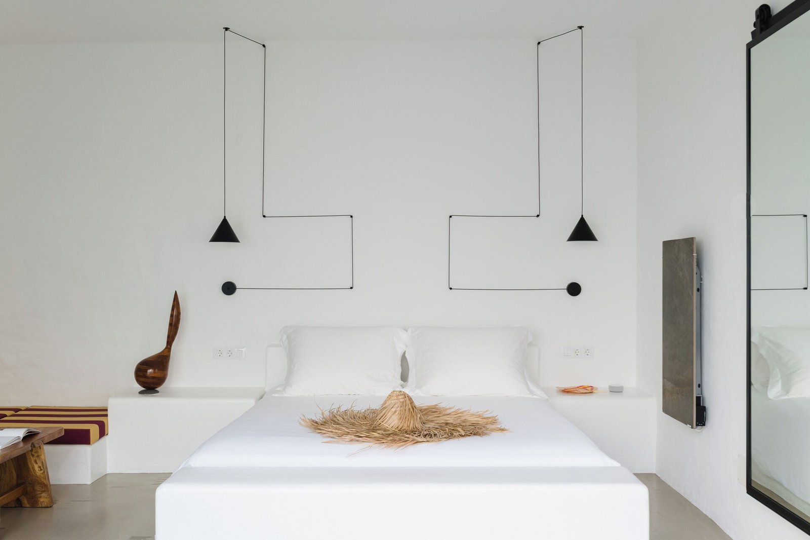 Casa de las Flores, rooms