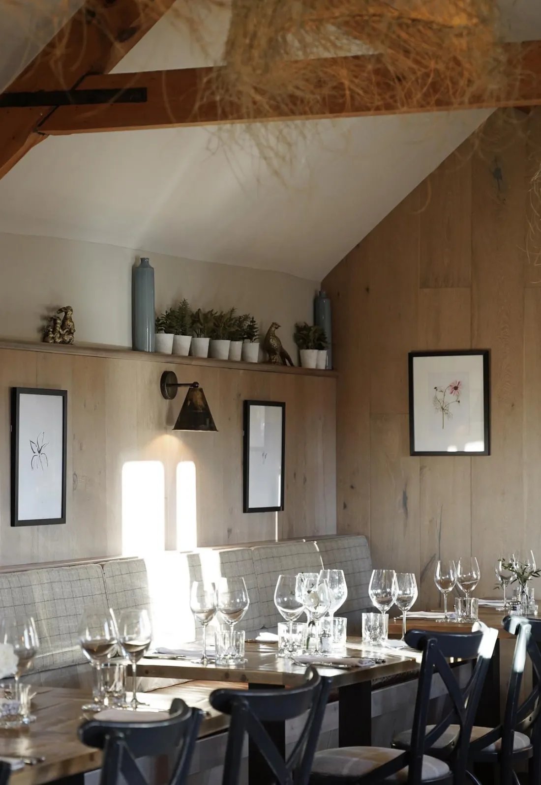 Wild Thyme & Honey, the crown at ampney brook