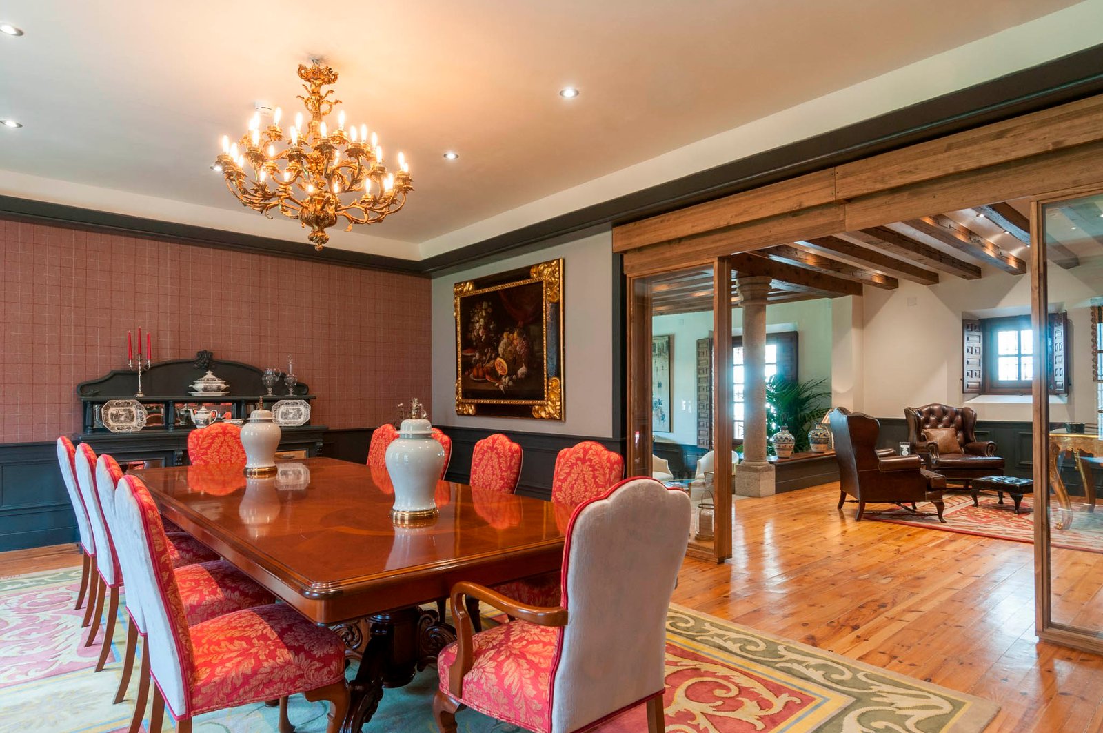 La Casa del Presidente Small Luxury Hotels, at the table