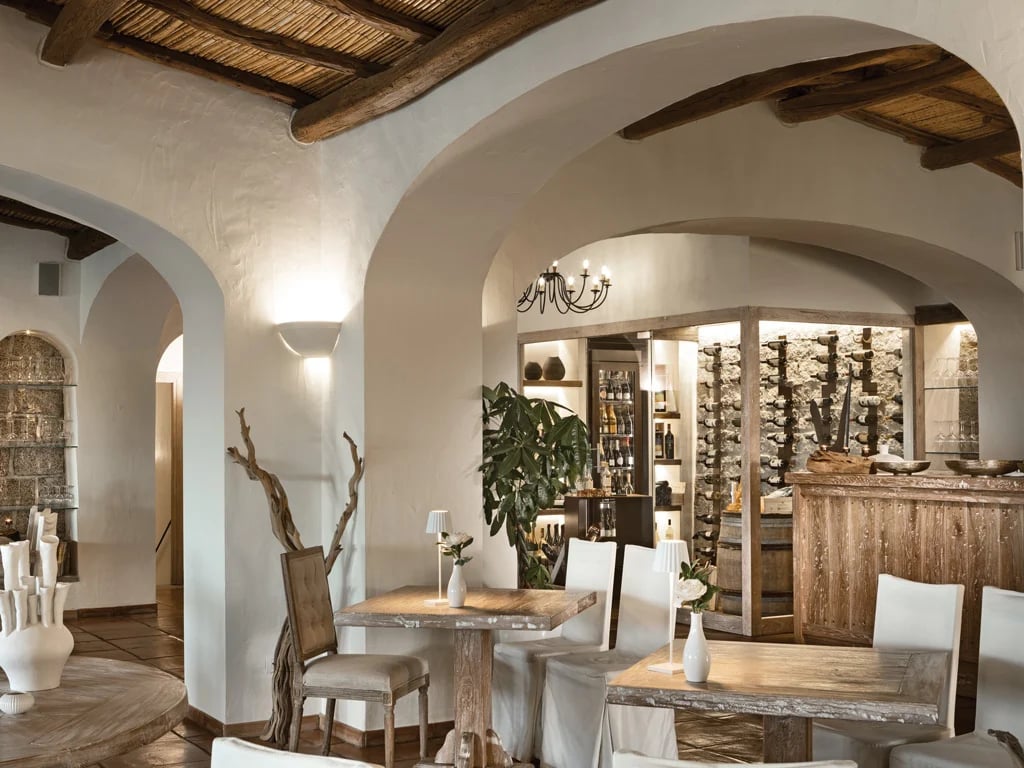 Li Finistreddi Exclusive Country Retreat