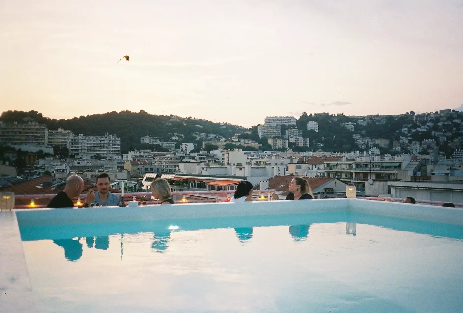 Hotel & Restaurant Amour Nice, the pool