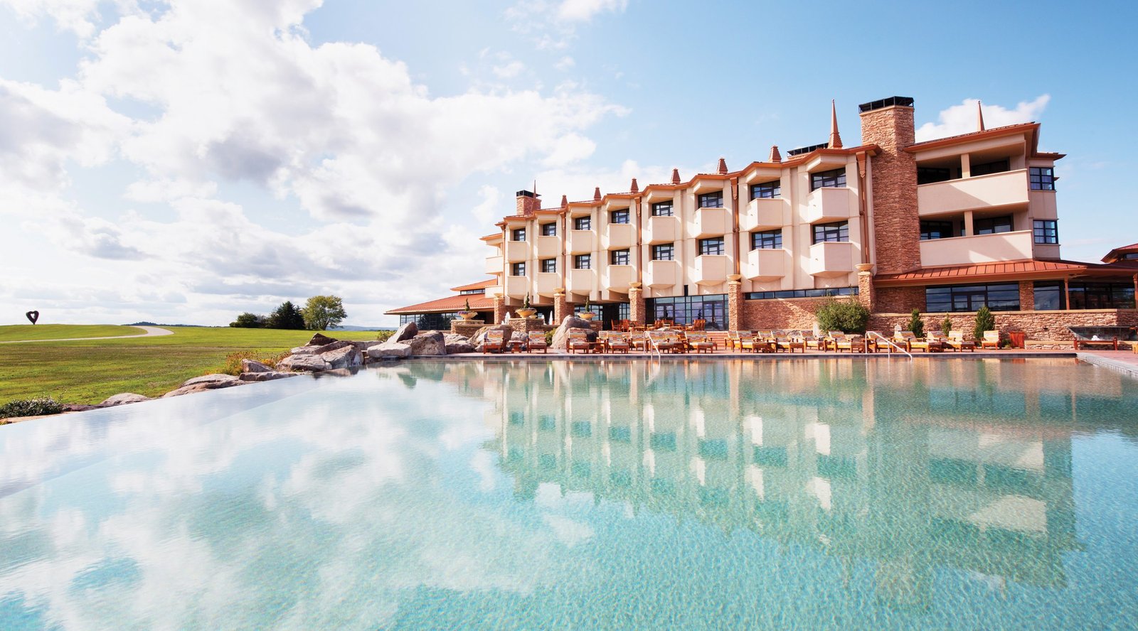 Nemacolin Resort, the pool