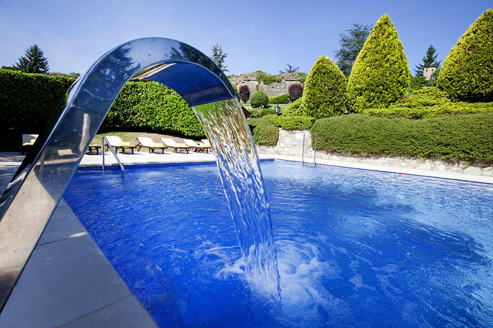 Castell de Ciutat, the pool