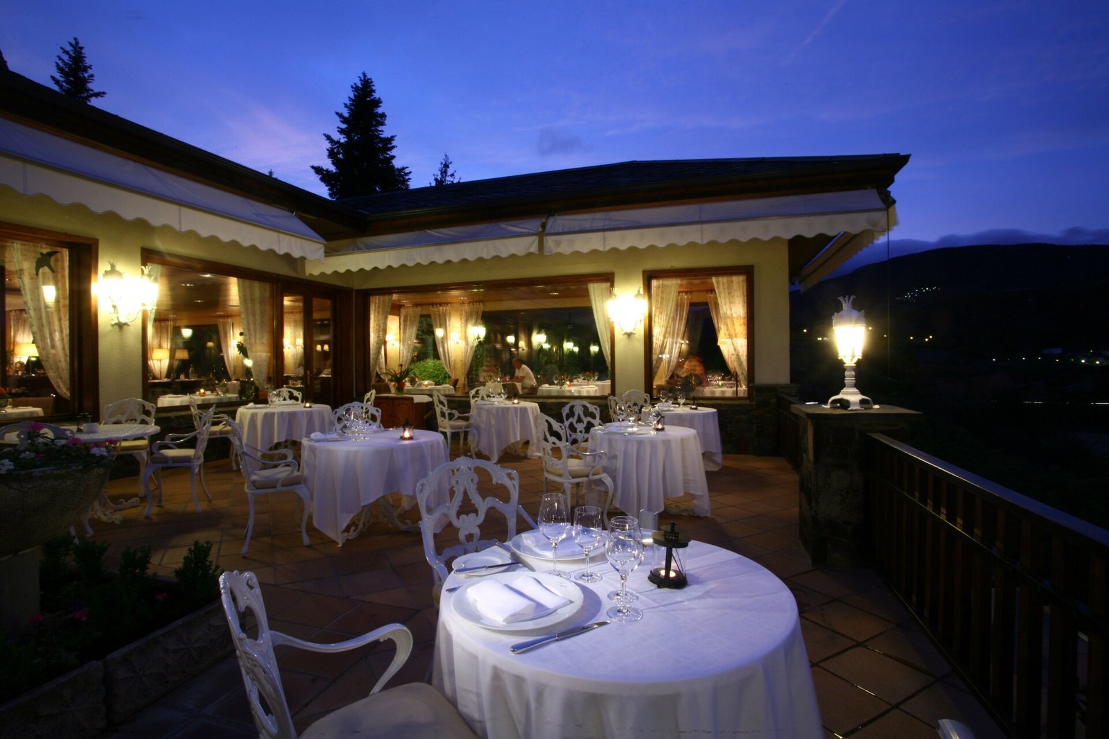Castell de Ciutat, at the table