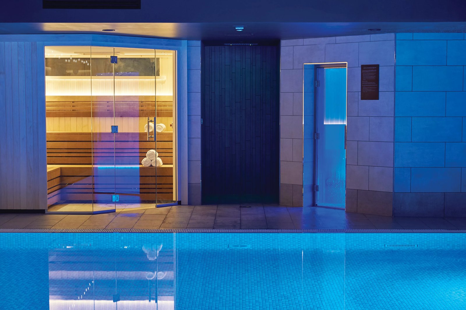 Kimpton Charlotte Square Hotel, the pool