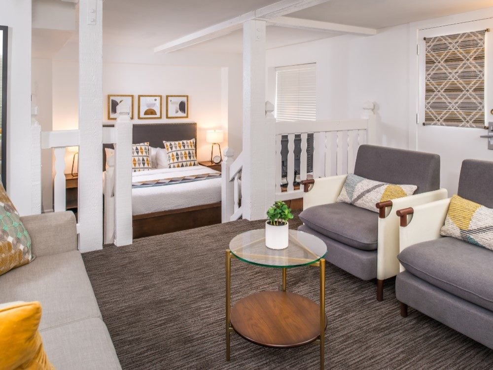Wine Valley Inn & Cottages — rooms