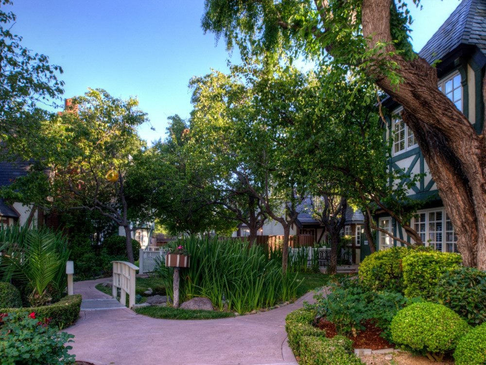 Wine Valley Inn & Cottages — wellness