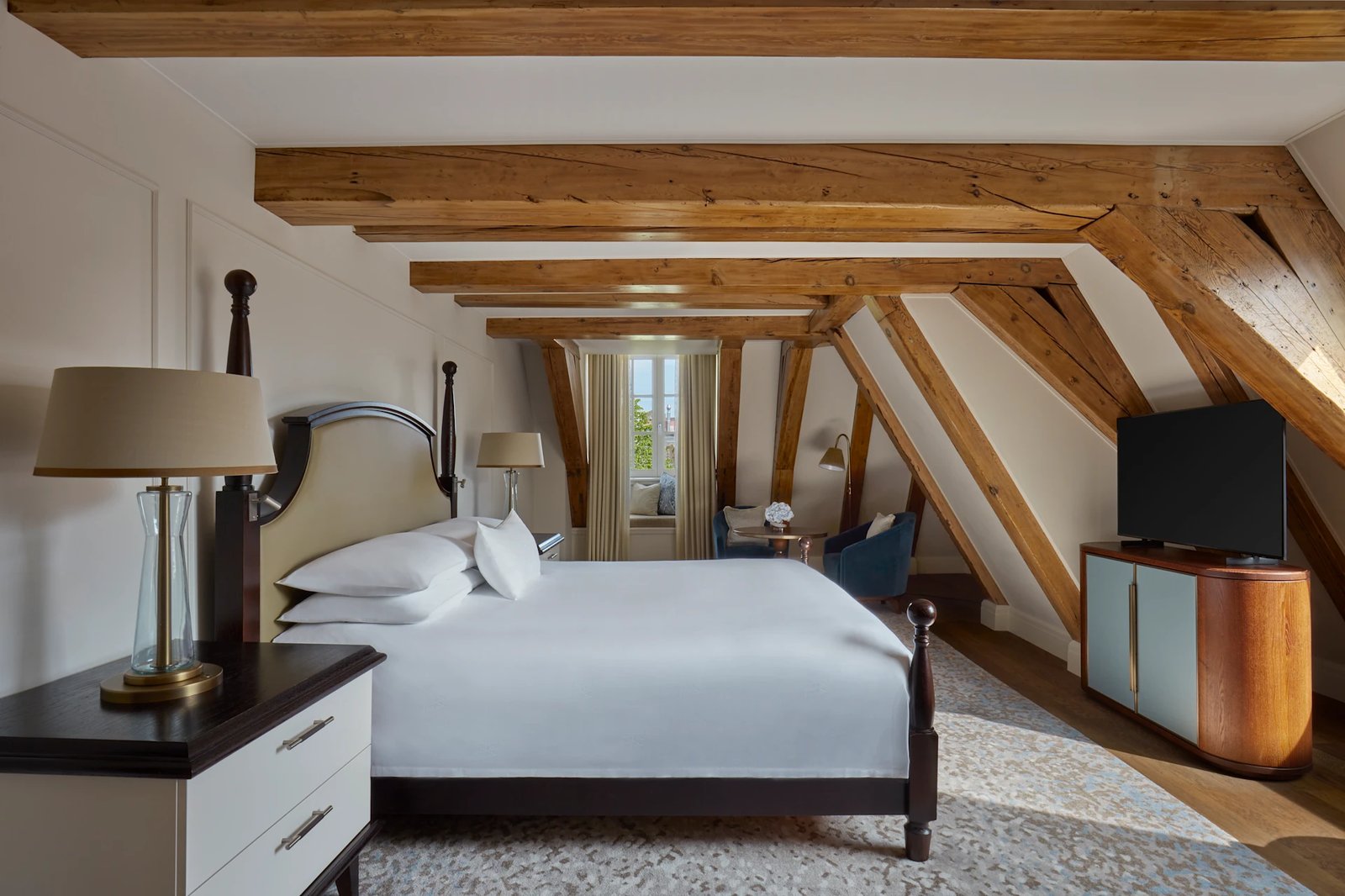 Waldorf Astoria Amsterdam — rooms