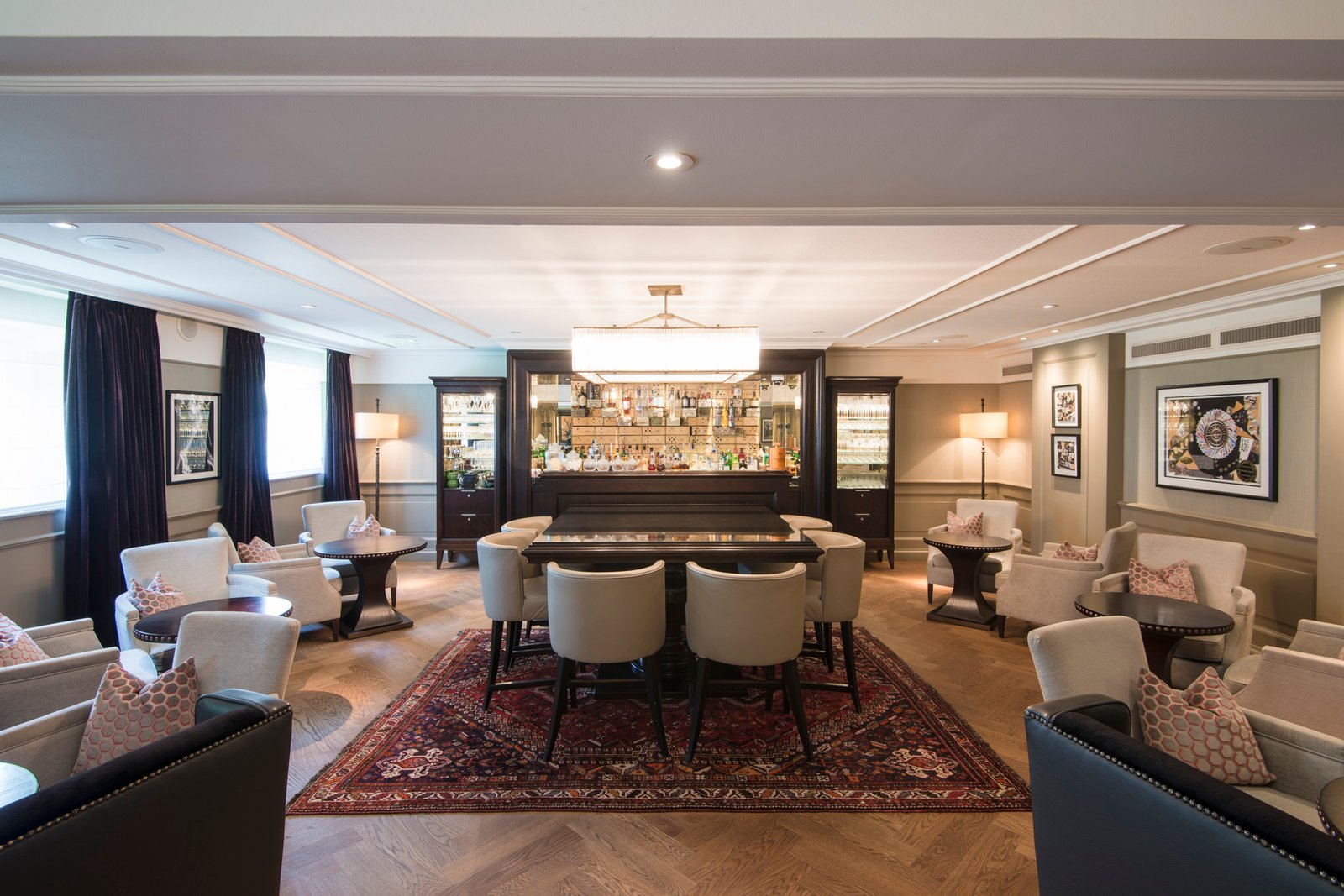 Waldorf Astoria Amsterdam, vault bar