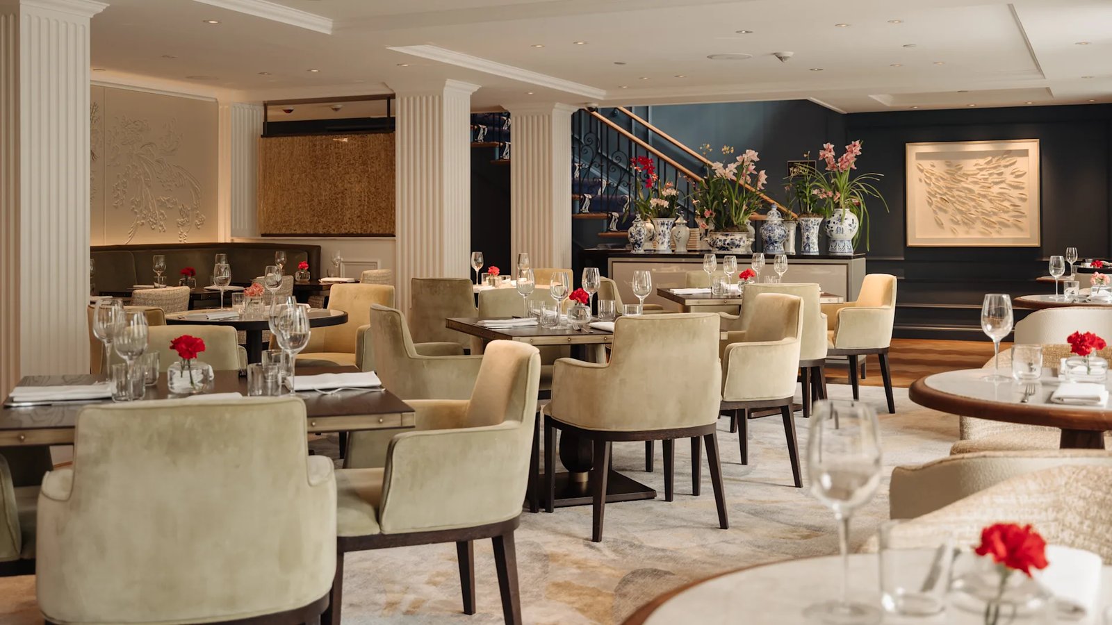 Waldorf Astoria Amsterdam, at the table