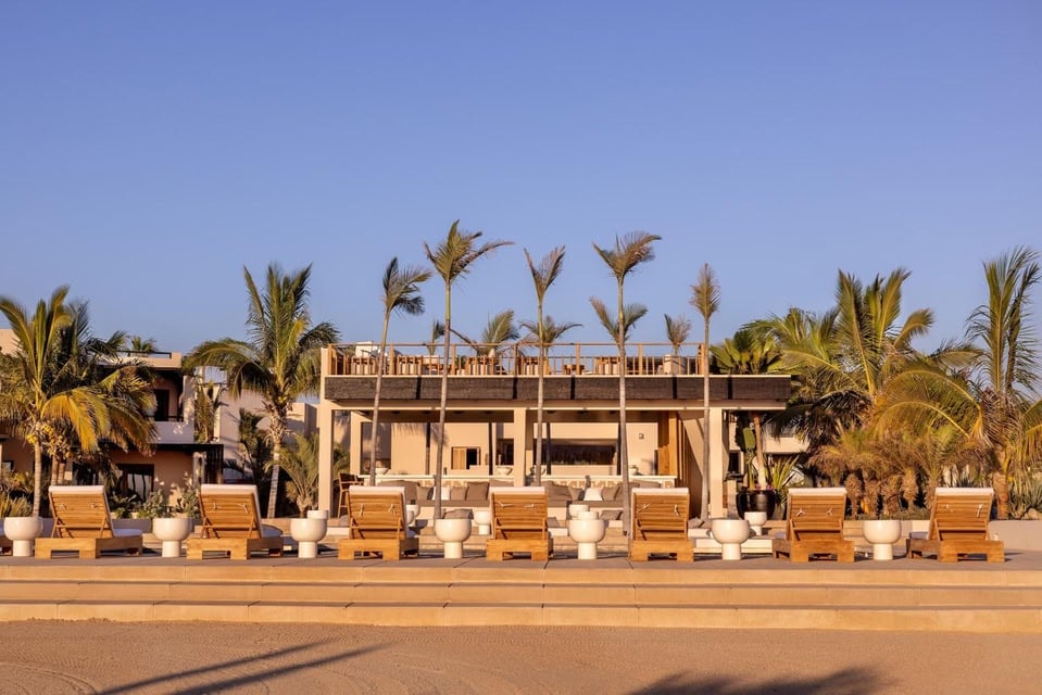 Kimpton Mas Olas Resort and Spa, at the table