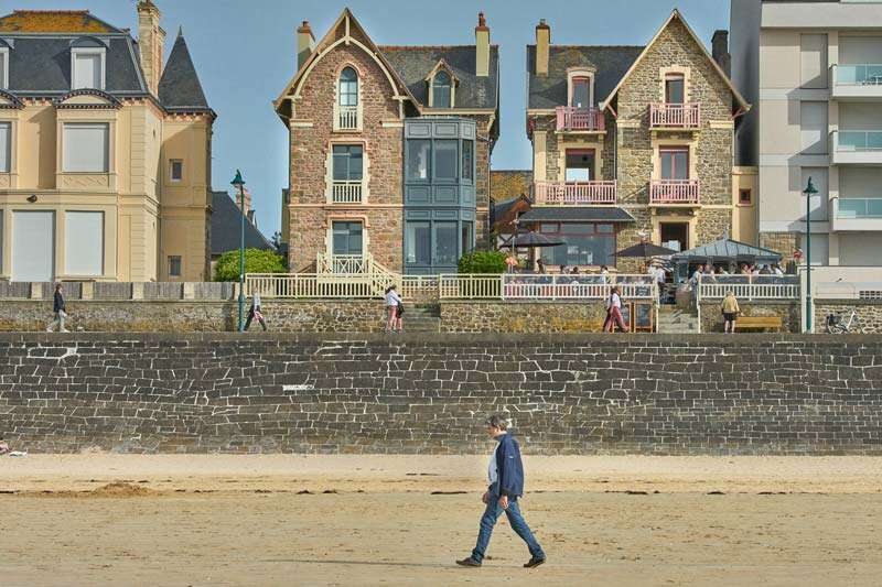 Hôtel Les Charmettes, how it began