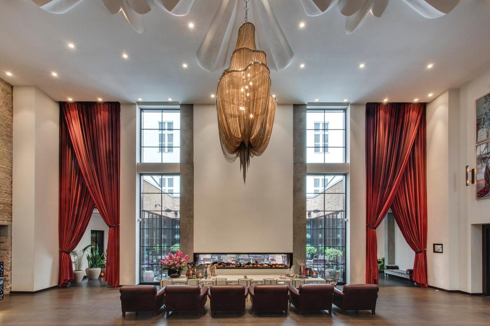 Hotel Zoo Berlin — eat & drink
