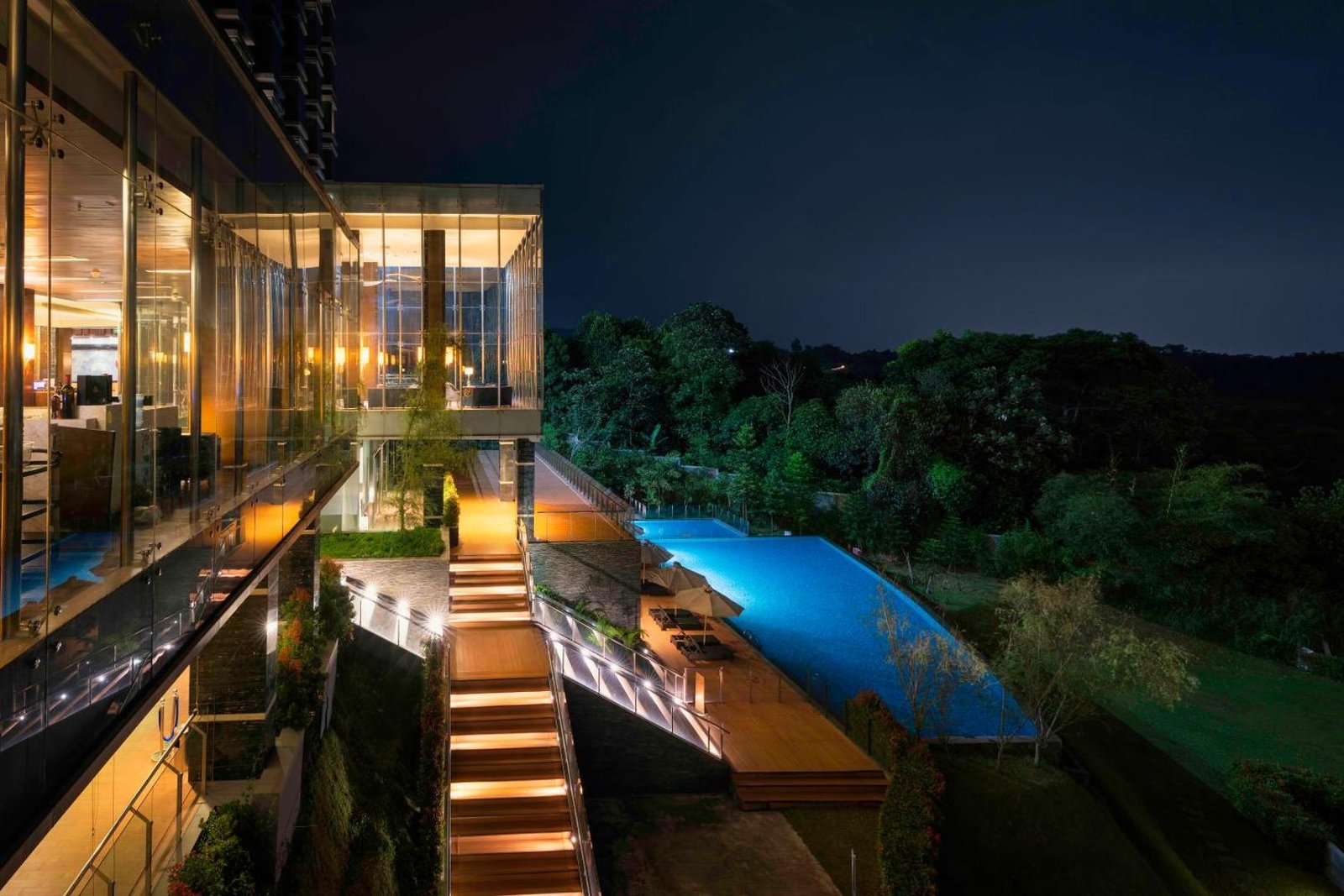 InterContinental Bandung Dago Pakar by IHG, the pool