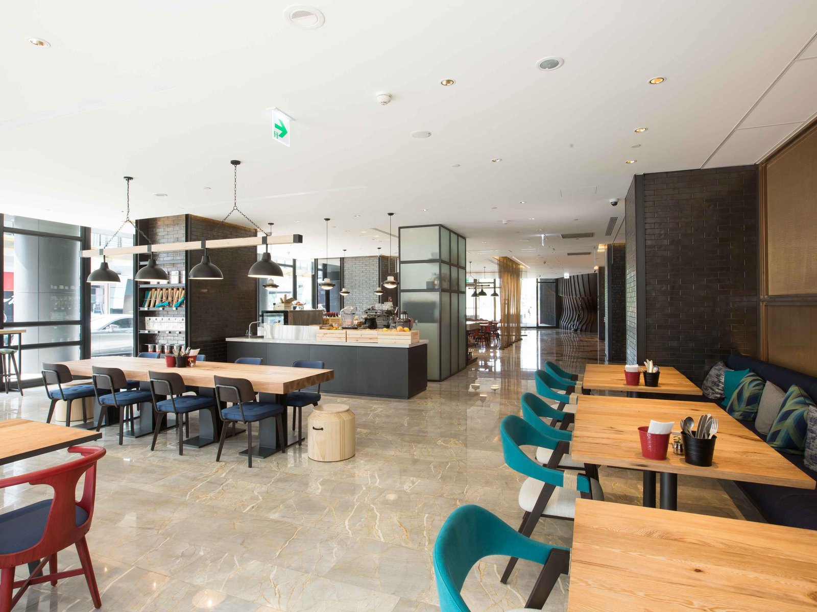 Hotel Indigo Kaohsiung Central Park by IHG, craft café