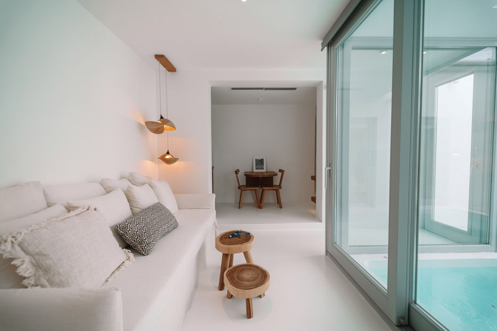 Nelya Suites, rooms