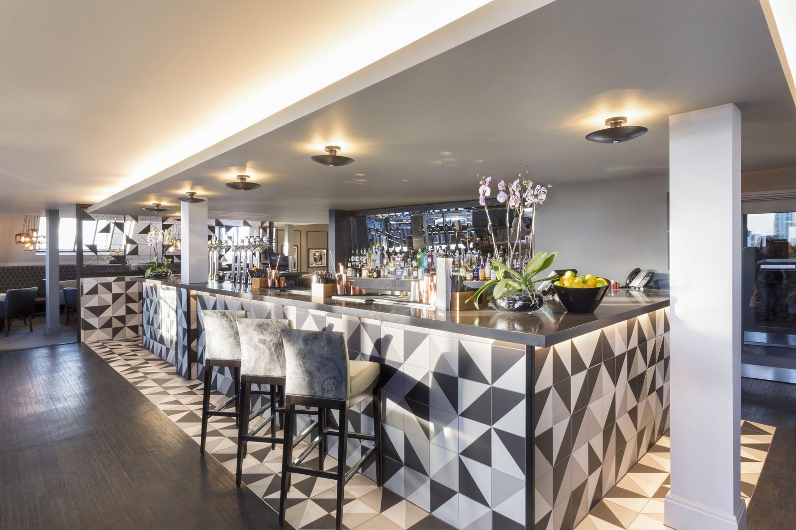 Hotel Indigo Cardiff by IHG, lefel 6