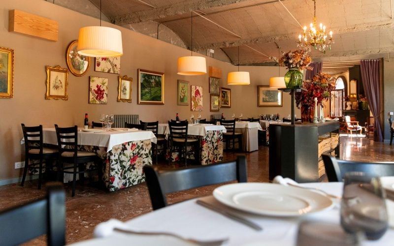 Angelats Hotel, at the table