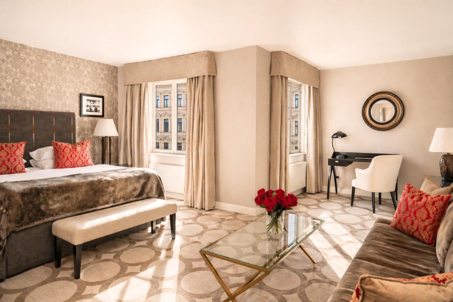 Grand Palace Hotel