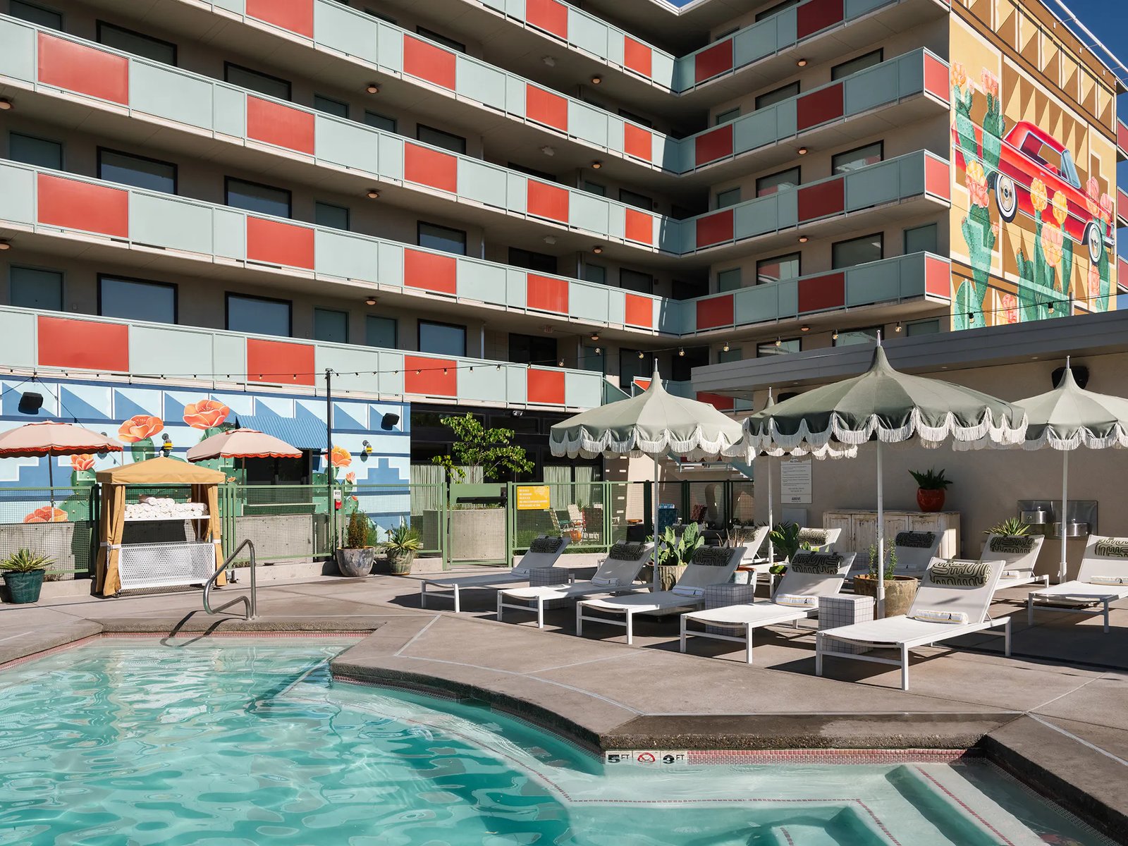 ARRIVE Albuquerque, the pool