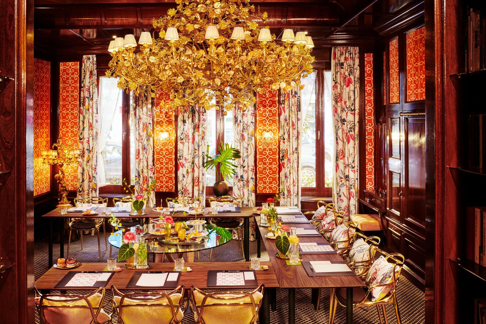 Hotel Estheréa — eat & drink