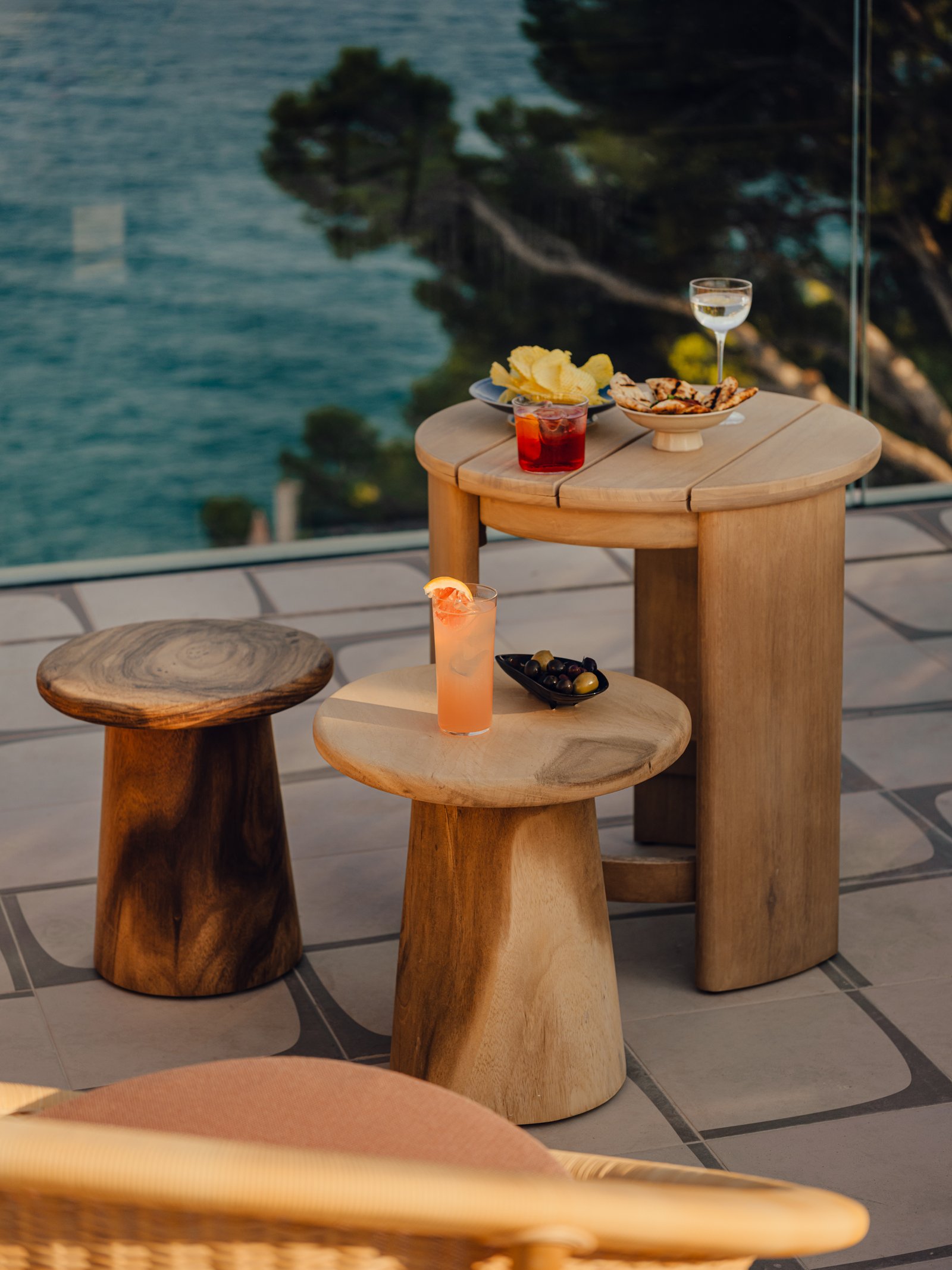 Aethos Mallorca, at the table