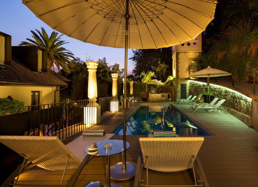 Aubrey Hotel Boutique