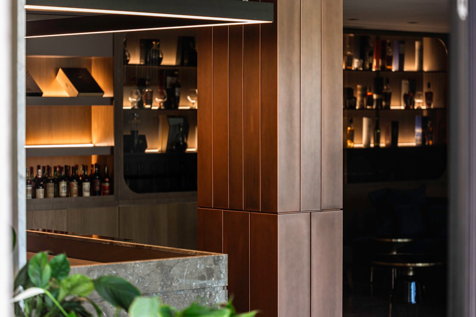 Prado Luxury Hotel, at the table