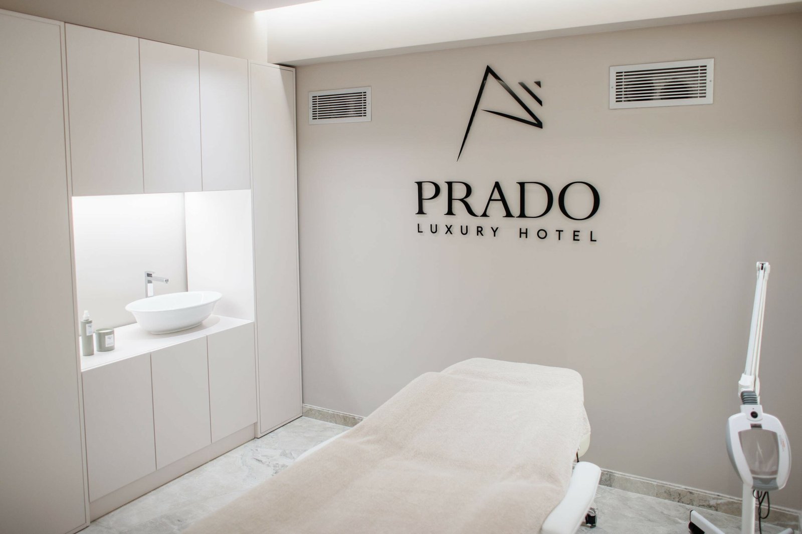 Prado Luxury Hotel
