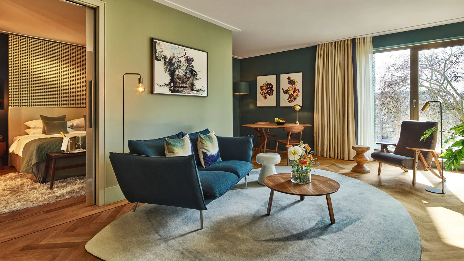 Hyatt Regency Amsterdam — rooms