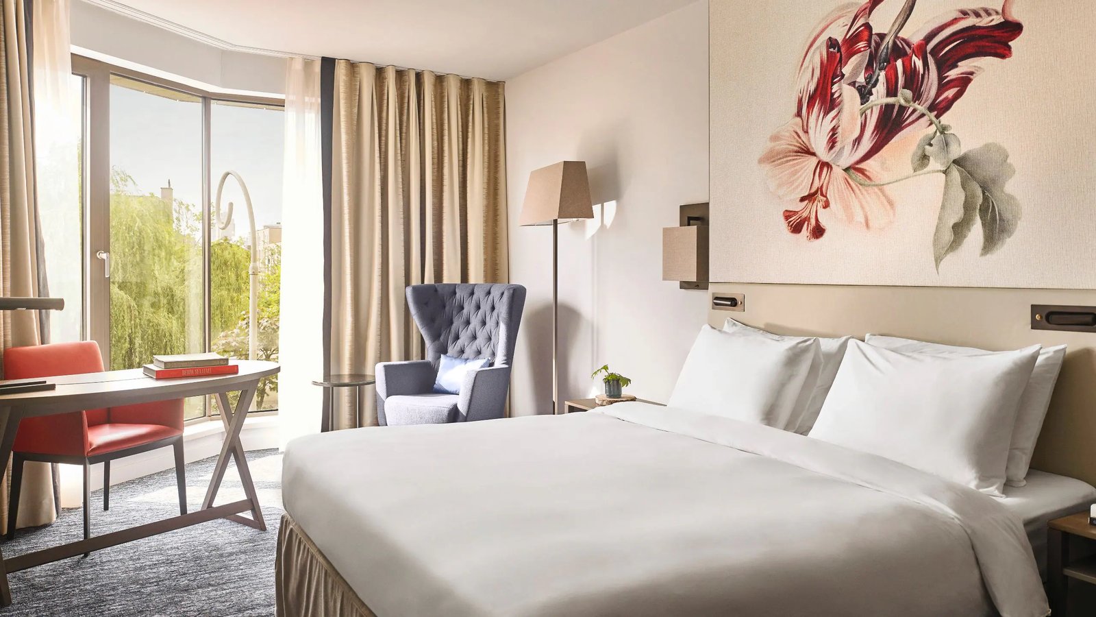 Hyatt Regency Amsterdam — rooms