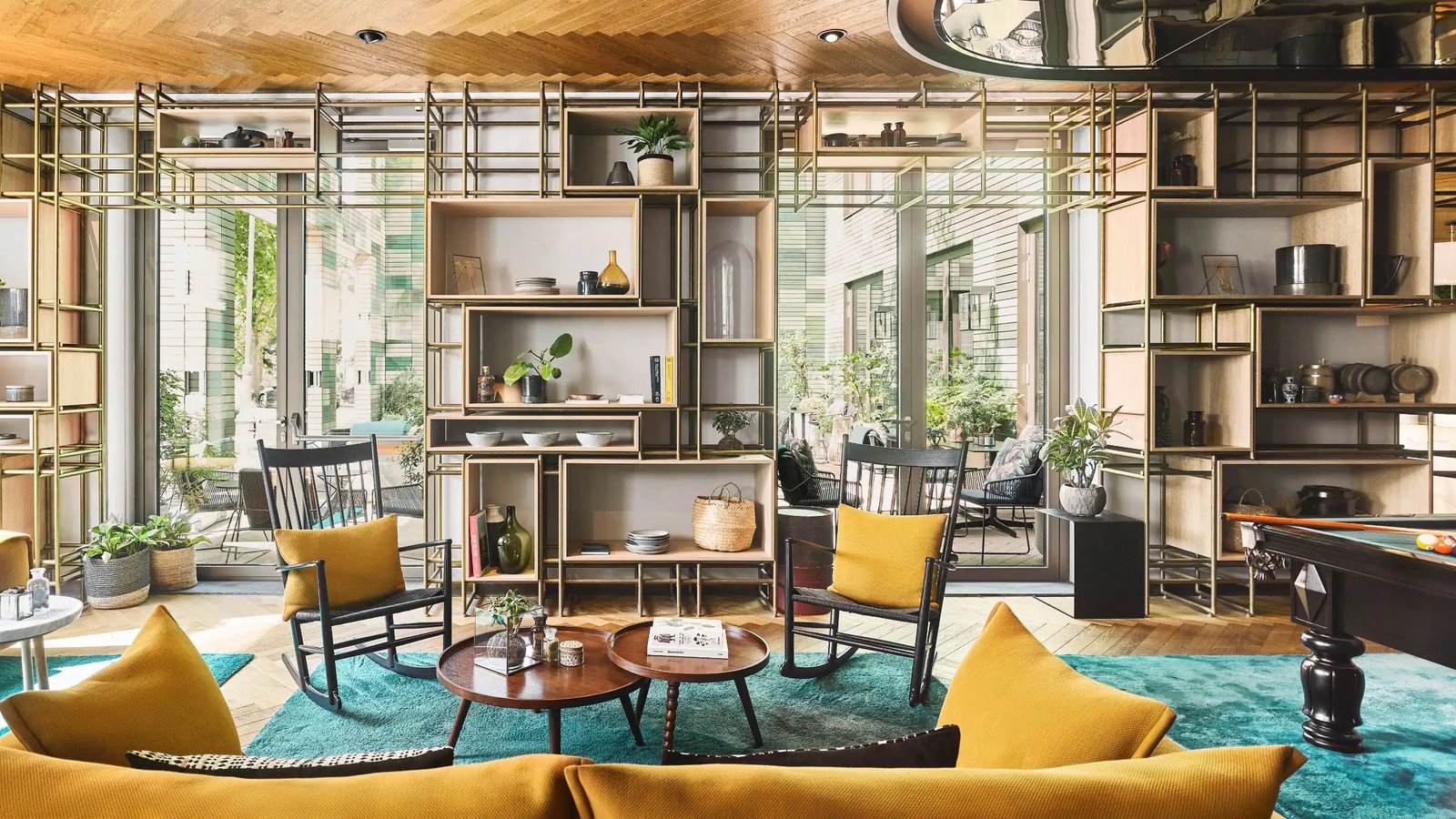 Hyatt Regency Amsterdam — eat & drink