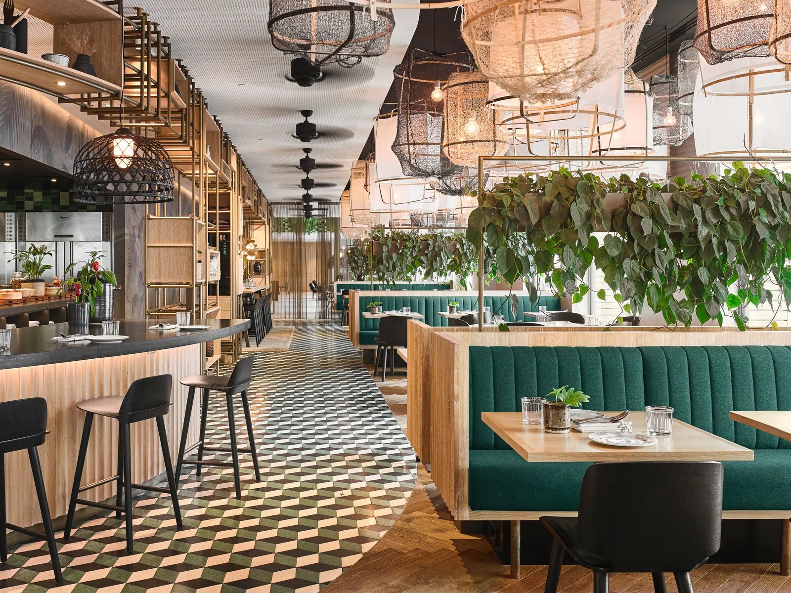 Hyatt Regency Amsterdam, mama makan