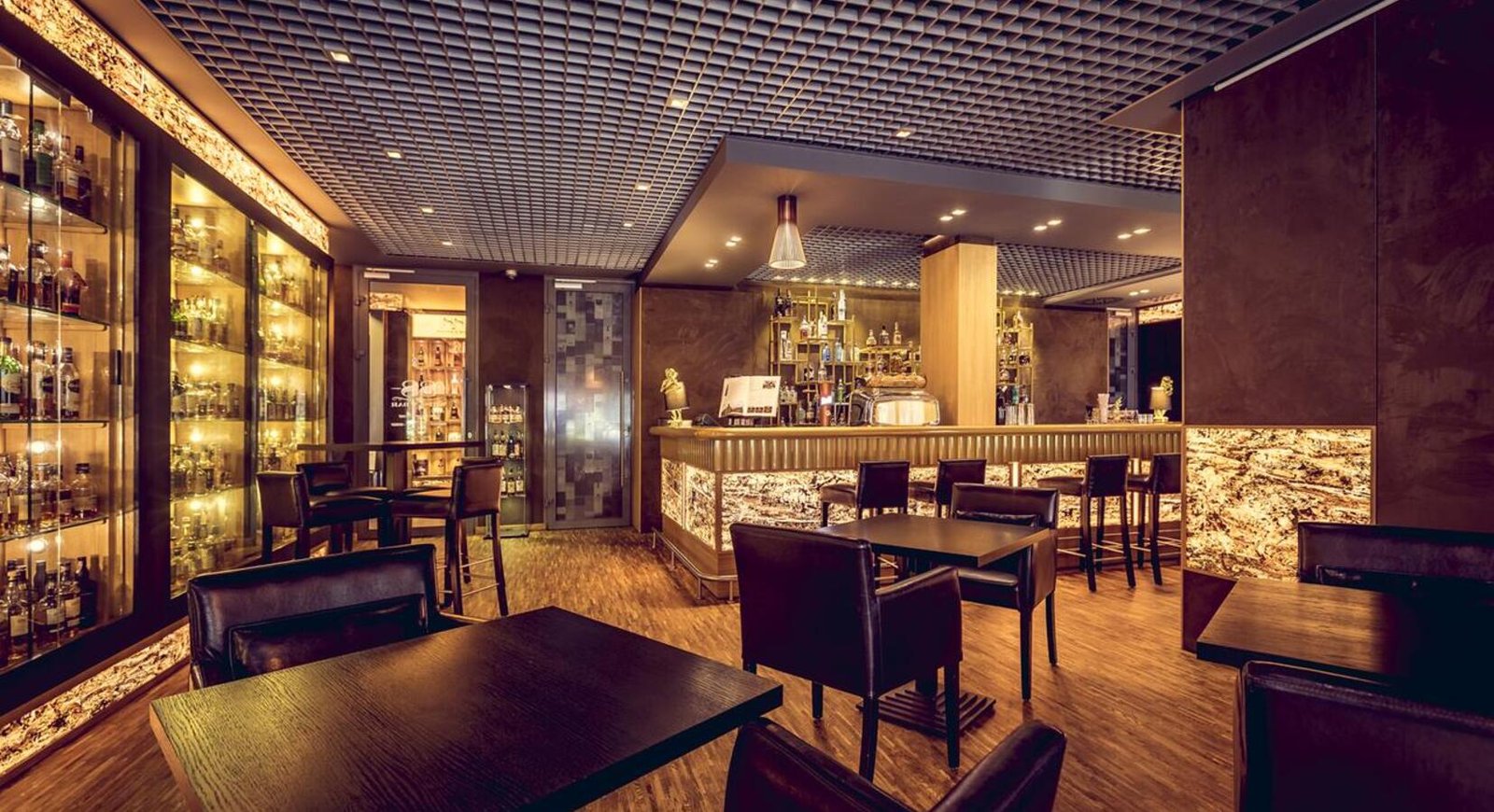 City Park Hotel & Residence Poznań, whisky bar 88