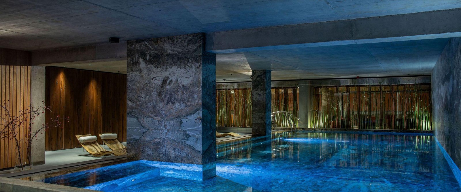 Hotel Warszawa, the pool