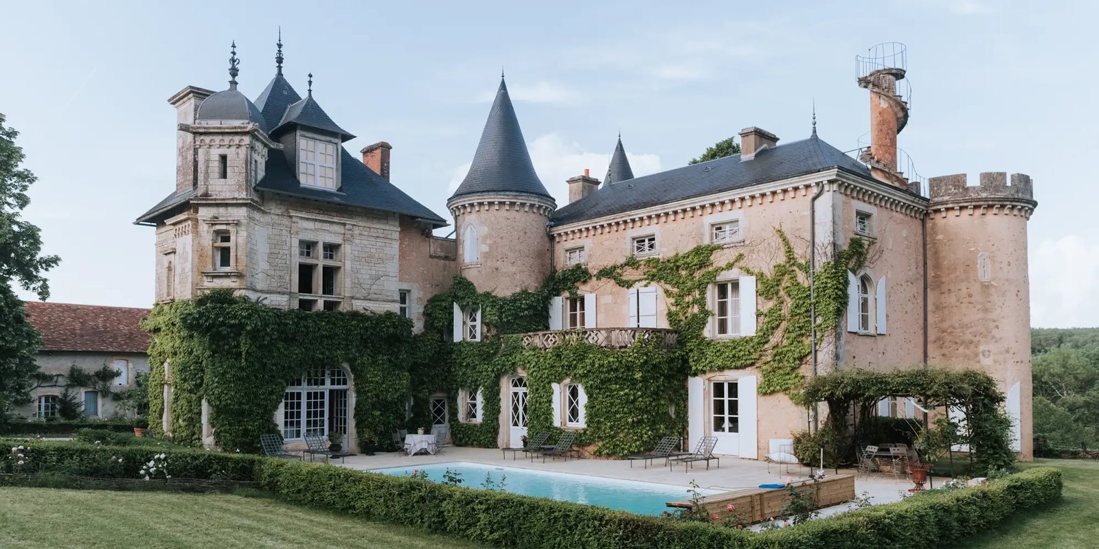 Saint Victor La Grand'Maison, the pool