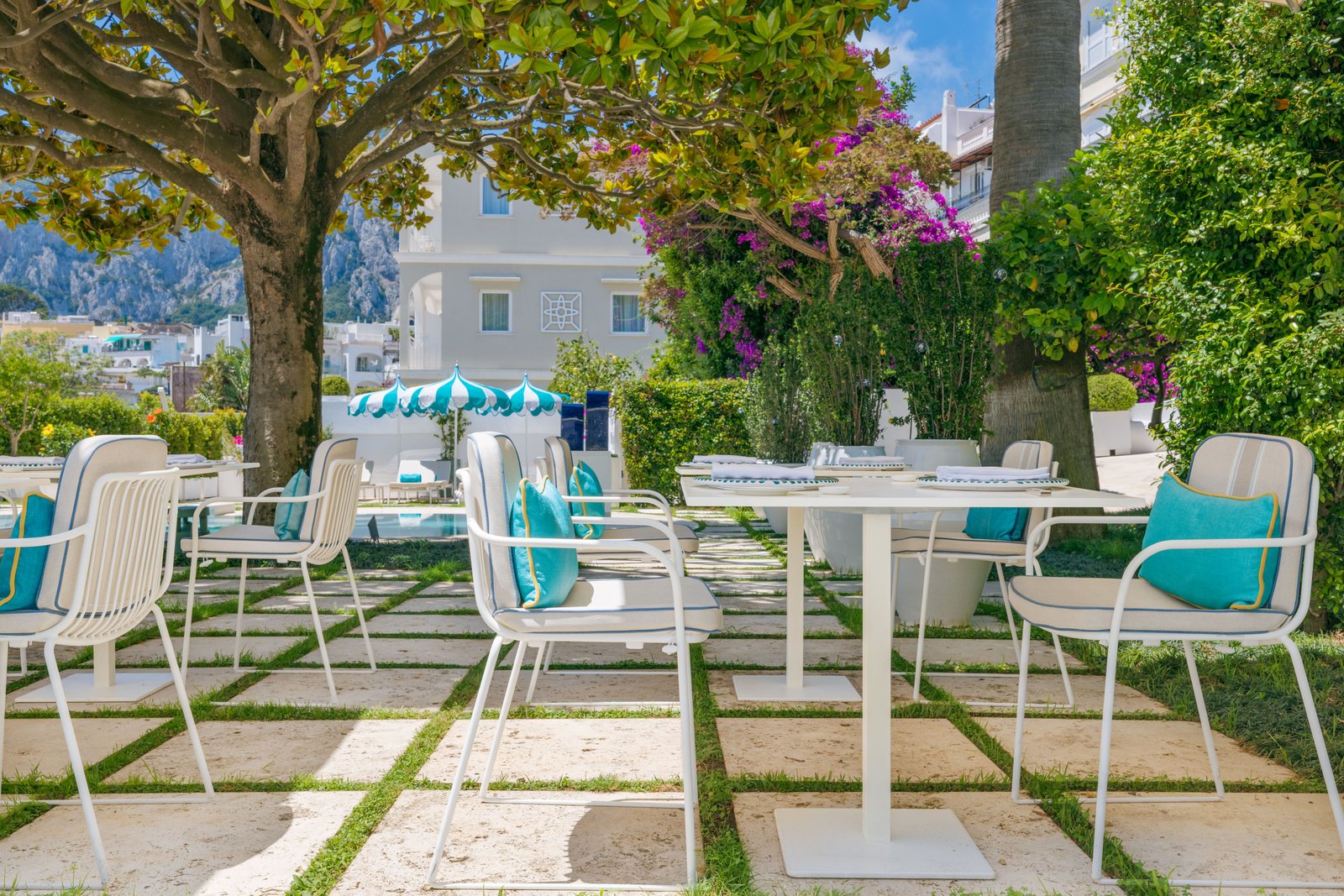Pazziella, a Luxury Collection Hotel, Capri, at the table