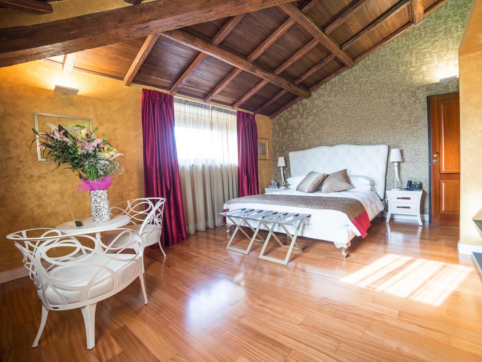 The Place 217, rooms