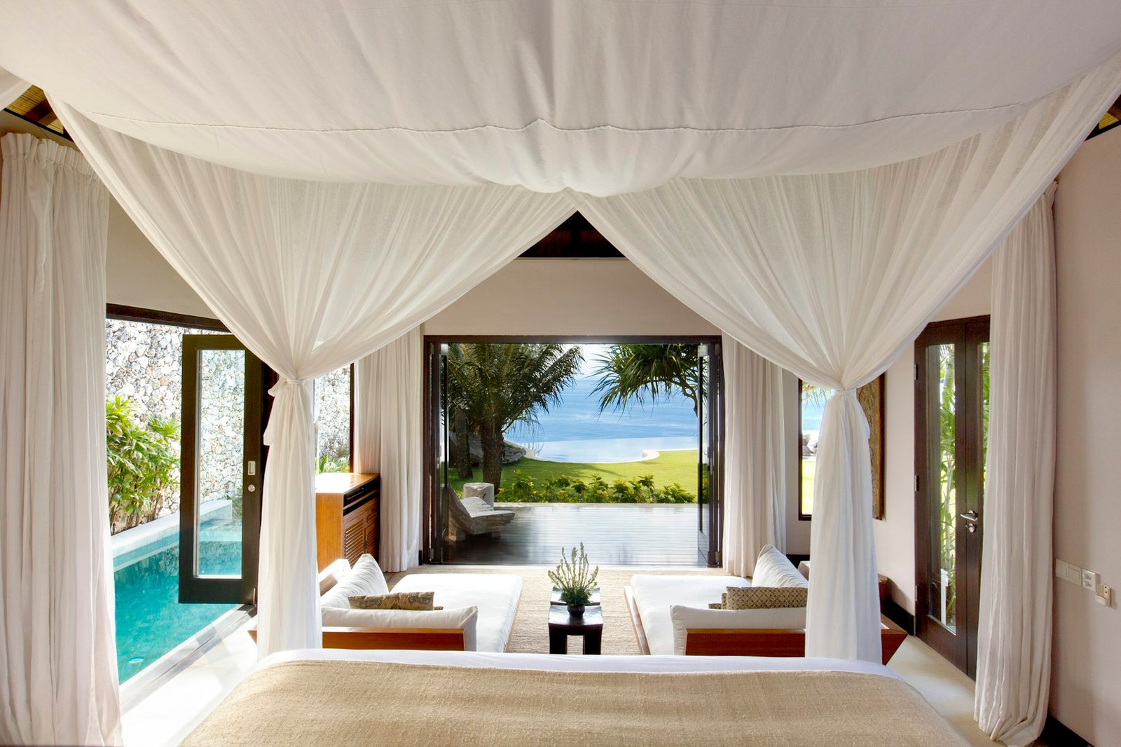 The Ungasan Clifftop Resort — rooms