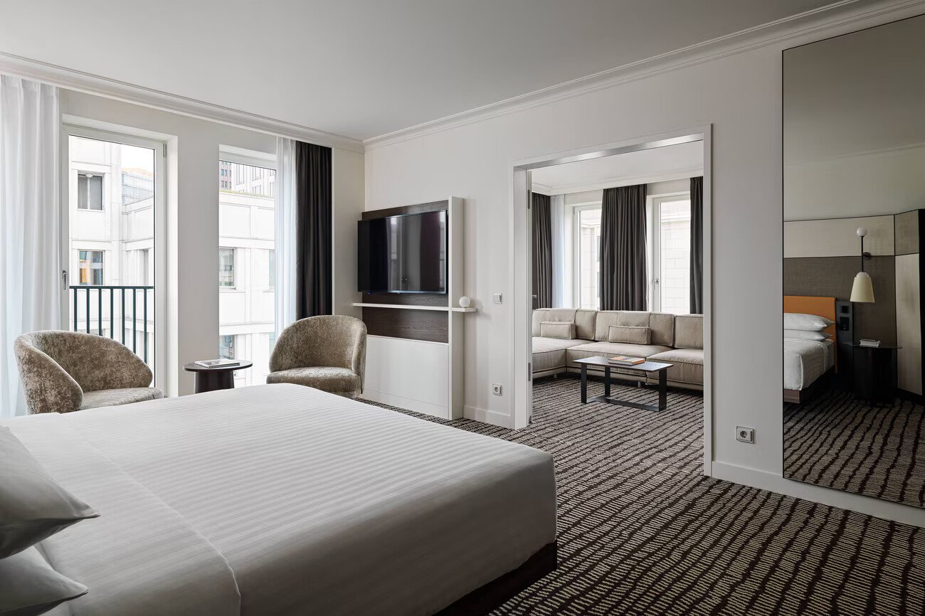 Berlin Marriott Hotel — vibe