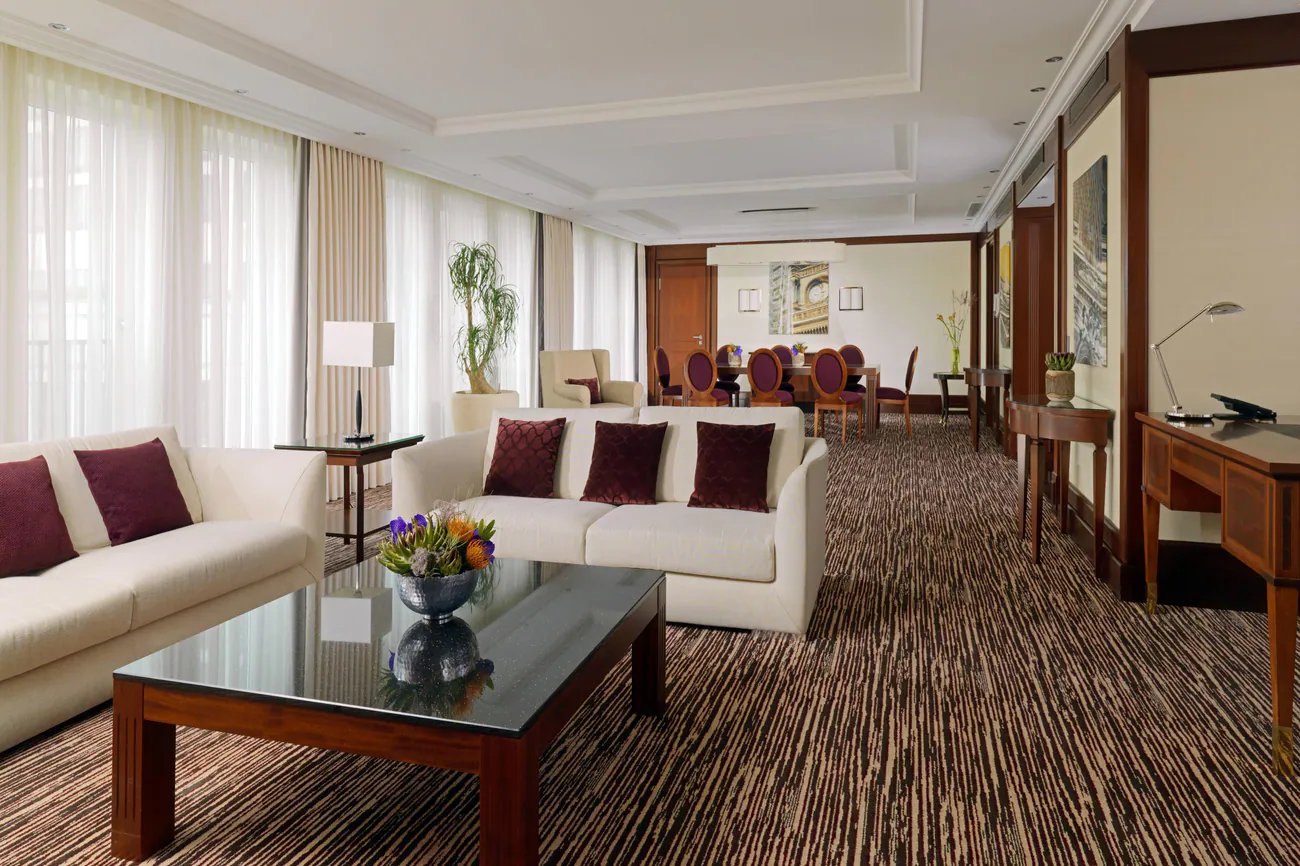 Berlin Marriott Hotel — eat & drink