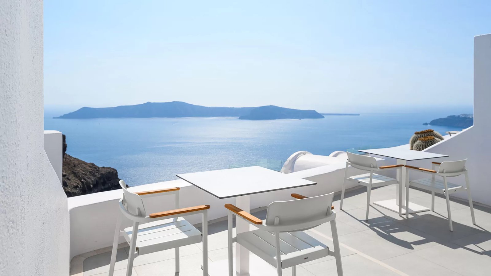 Astra Suites, five senses restaurant