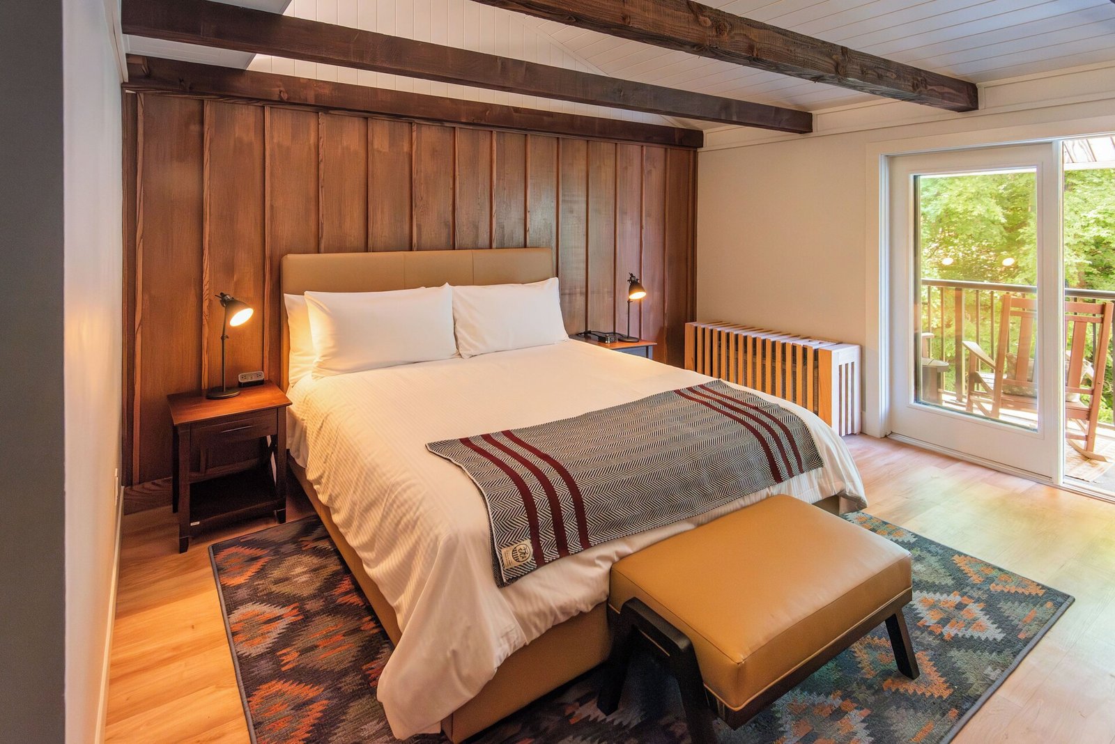 Historic Rocky Waters Inn, rooms