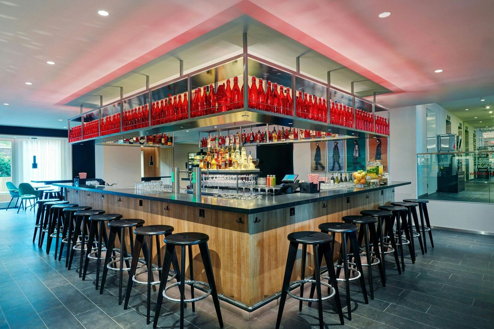 citizenM Amsterdam Amstel, canteenm