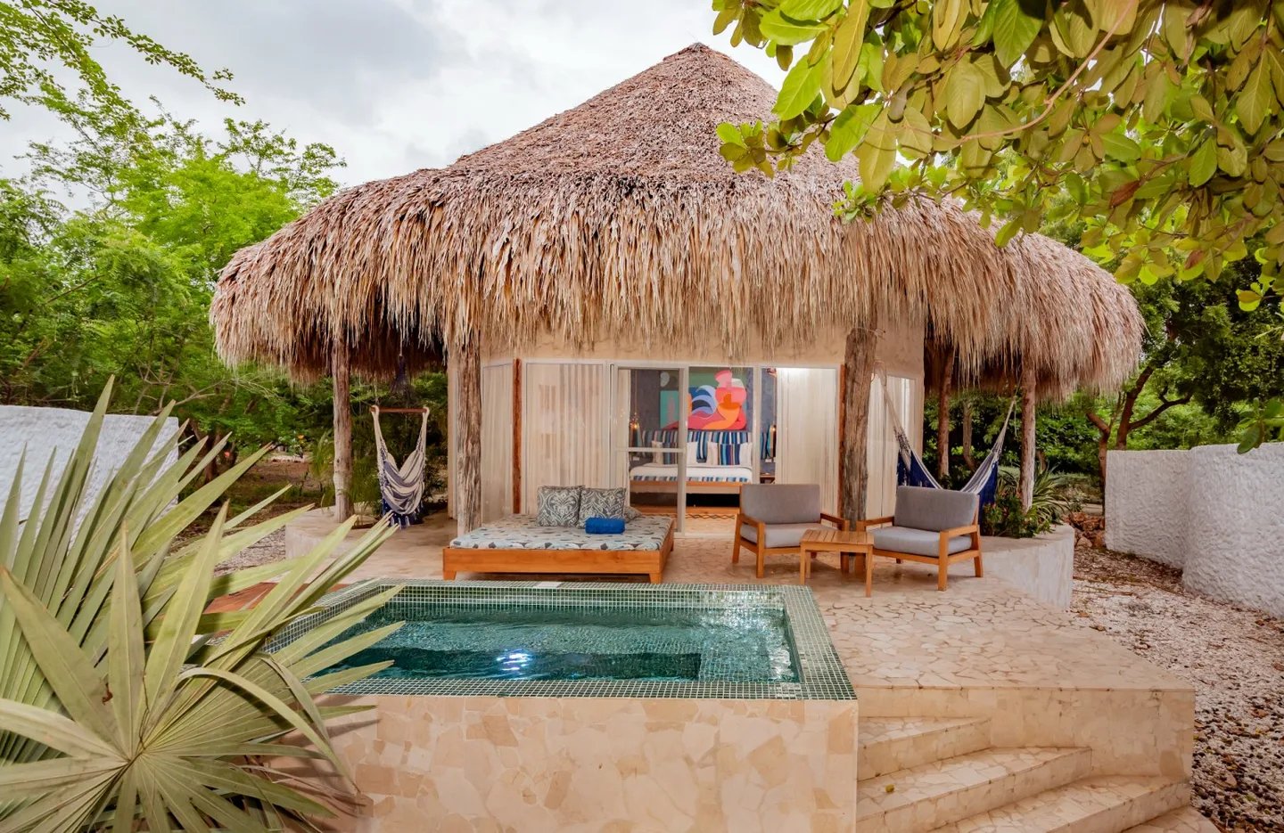 Blue Apple Beach, rooms