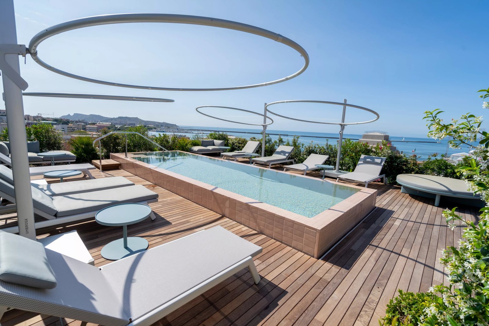 Palazzo Tirso Cagliari Mgallery, the pool