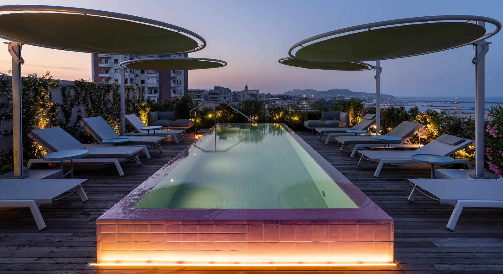 Palazzo Tirso Cagliari Mgallery, the pool
